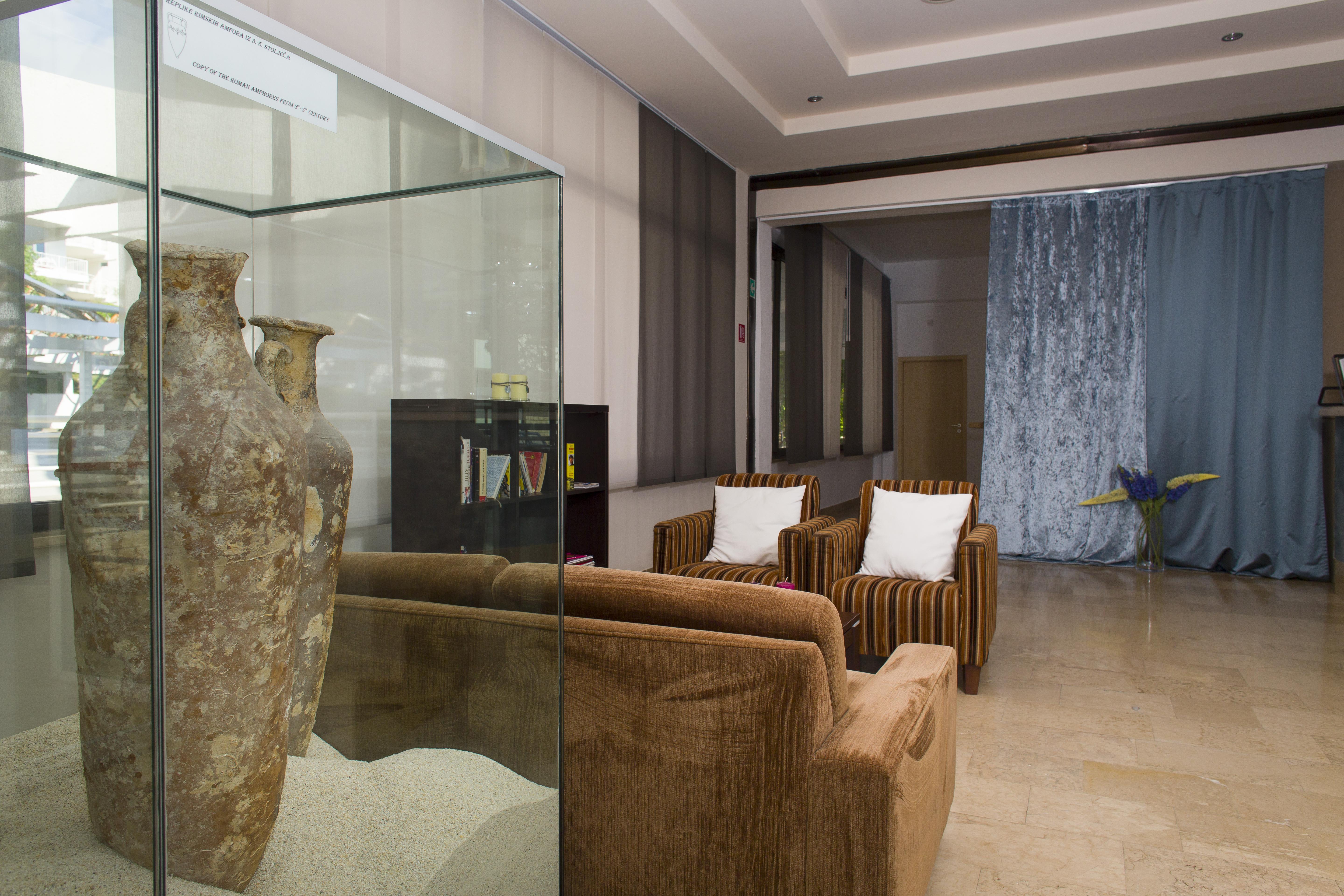 Hotel Labineca グラダツ エクステリア 写真